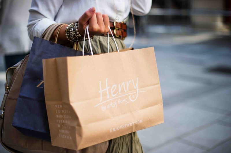 Shopping Photo Sample Image